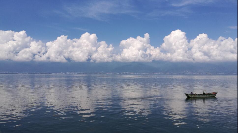 洱海